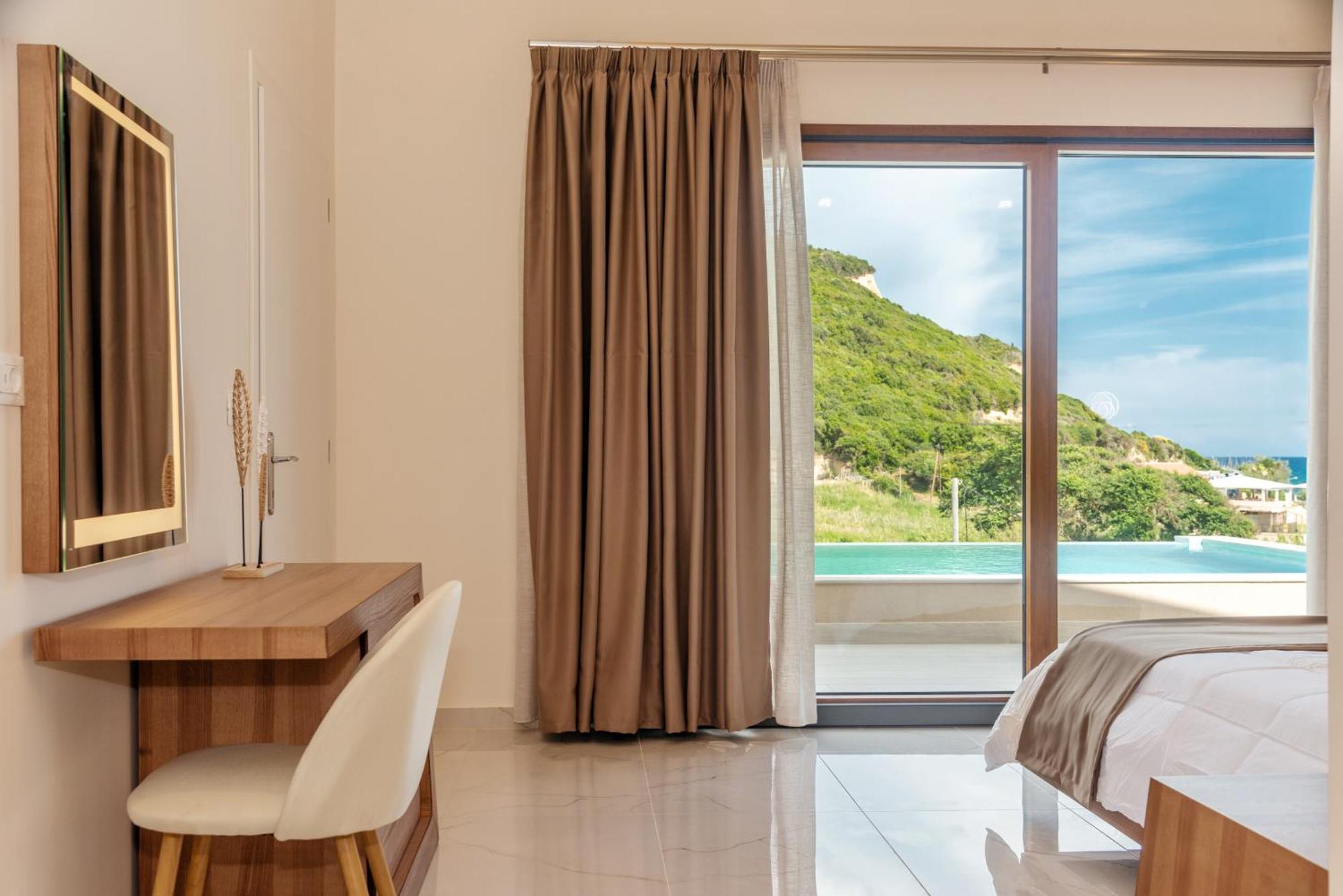 Villa Vasillis-Heated Swimming Pool With Infinity View Vitaládes Buitenkant foto