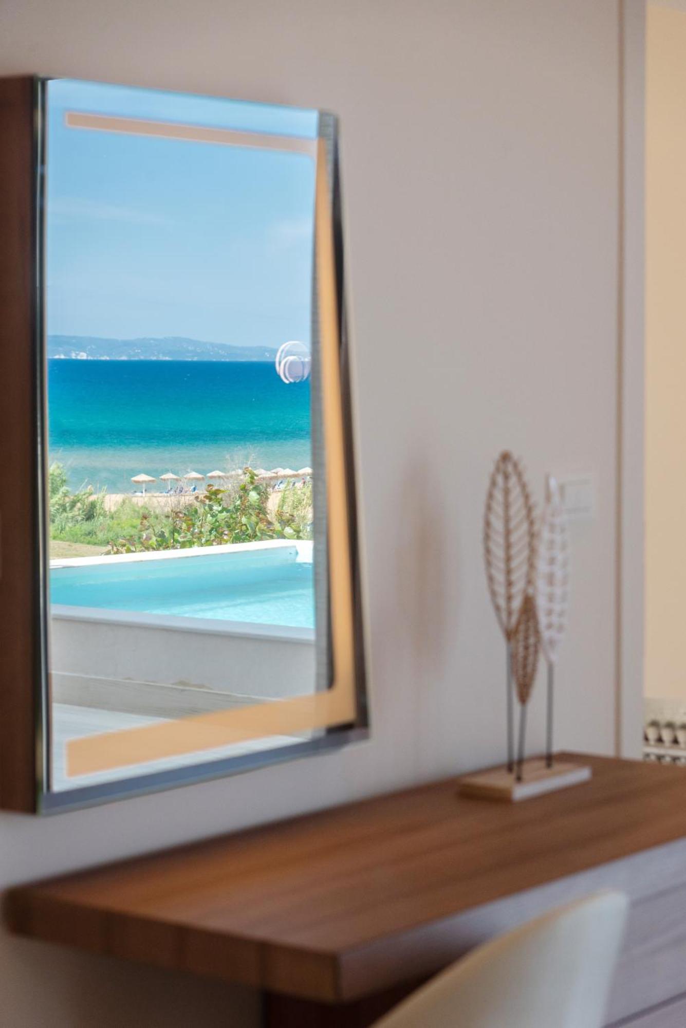 Villa Vasillis-Heated Swimming Pool With Infinity View Vitaládes Buitenkant foto