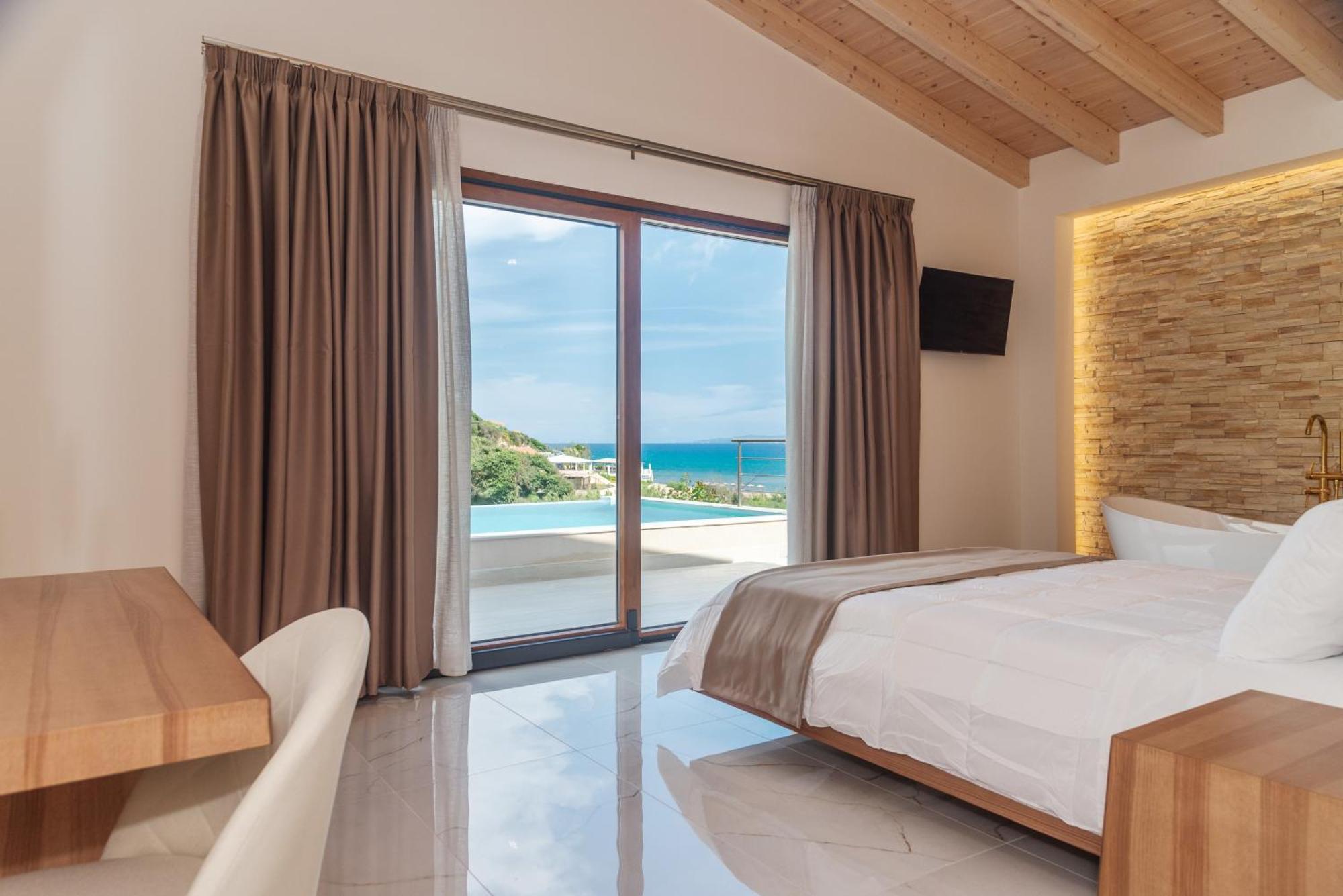 Villa Vasillis-Heated Swimming Pool With Infinity View Vitaládes Buitenkant foto
